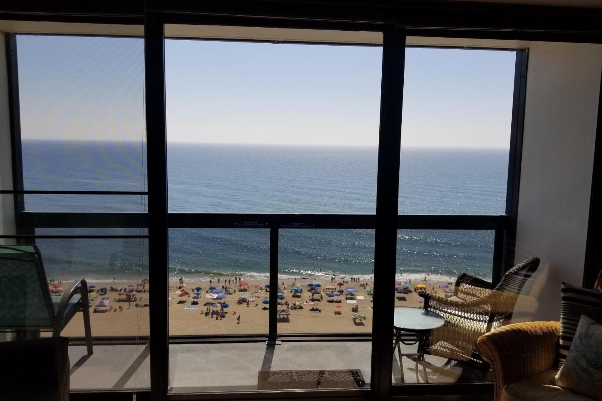 Golden Sands Ocean City Rum bild