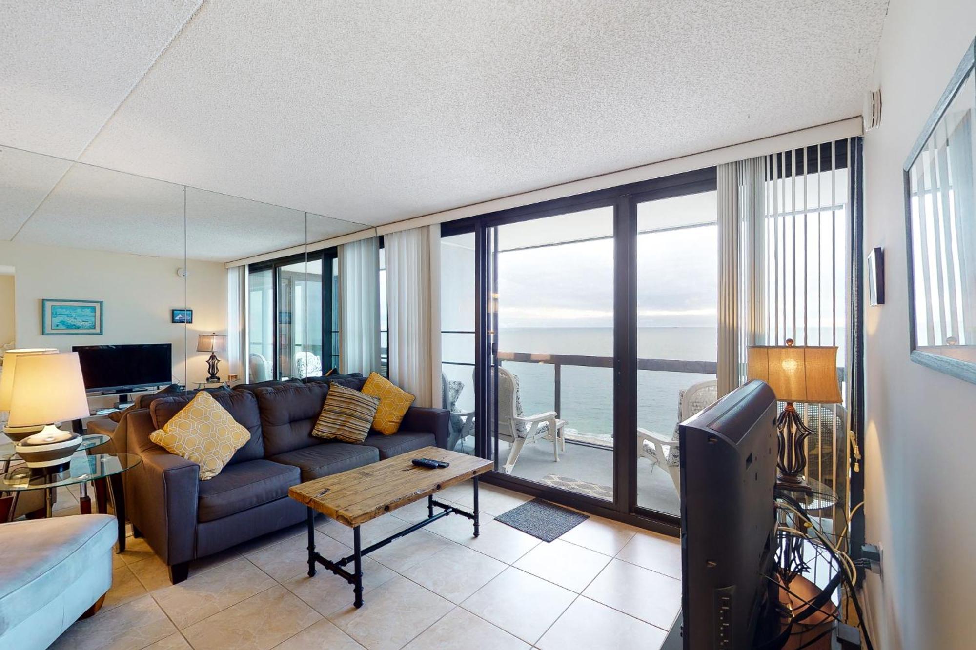 Golden Sands Ocean City Rum bild